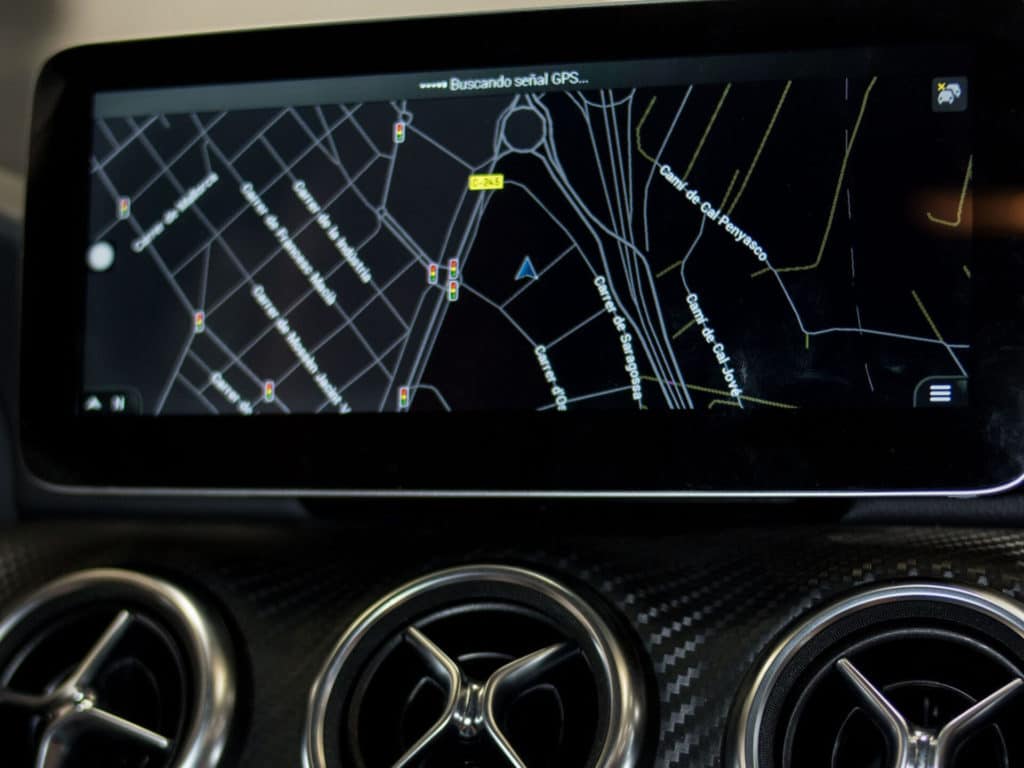 Mercedes Tuning pantalla Shadow