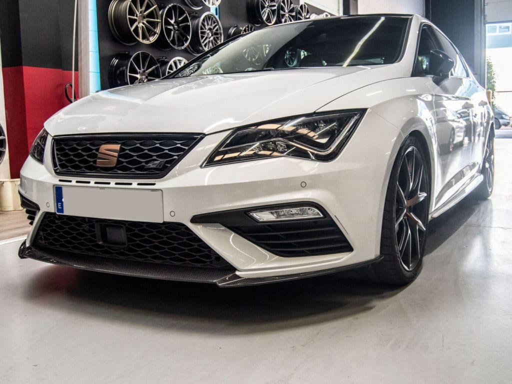 Coche Tuning Seat León, 300  Seat leon, Seat leon tuning, Coches  personalizados